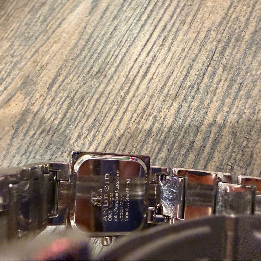 Silver Square Face Watch - Picture 4 of 5